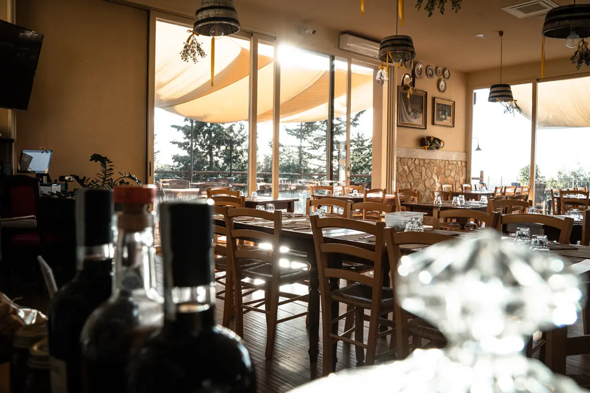 agri.restaurant.montaione inside room of the agri restaurant in montaione